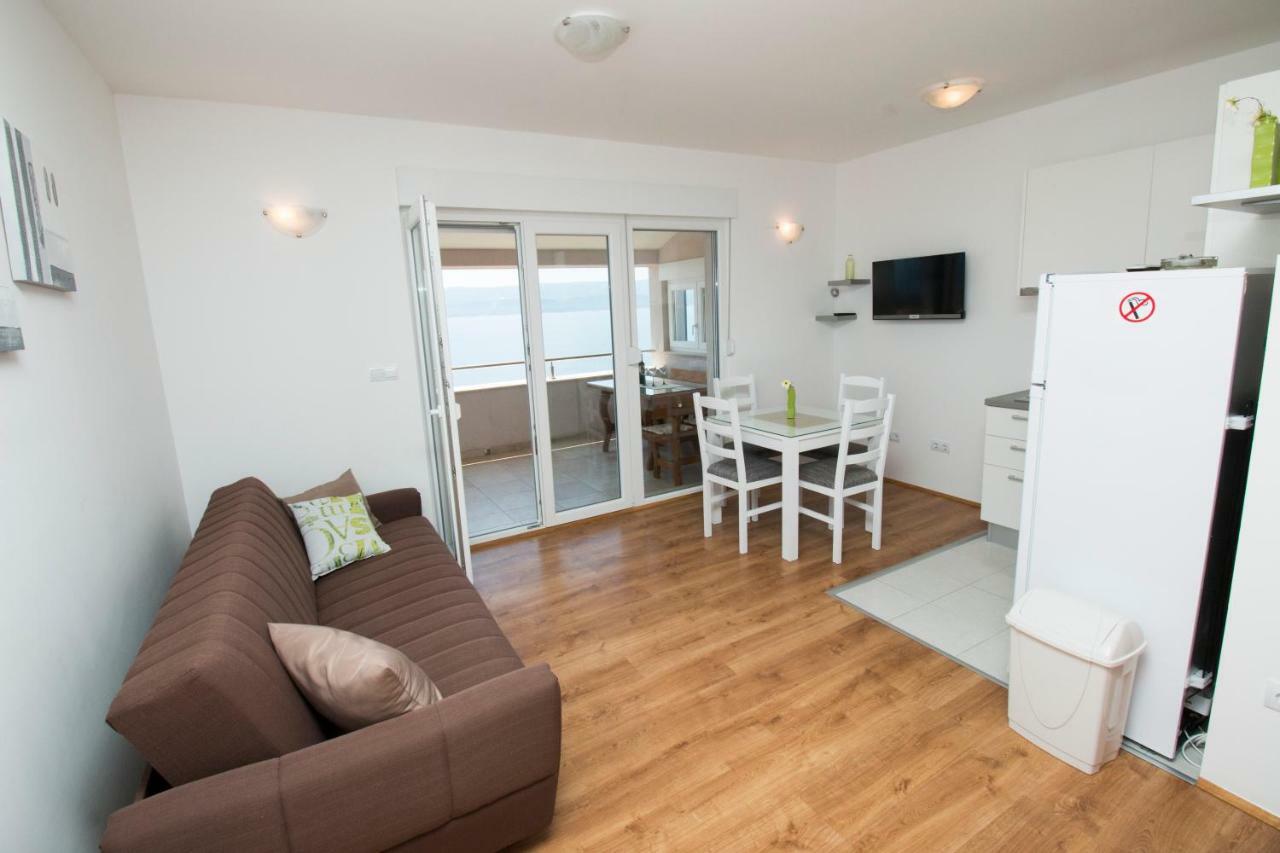 Apartments Liber 로크바 로고즈니차 외부 사진