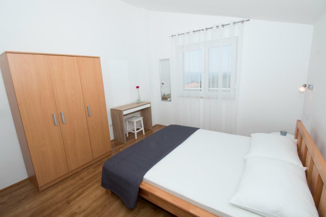 Apartments Liber 로크바 로고즈니차 외부 사진